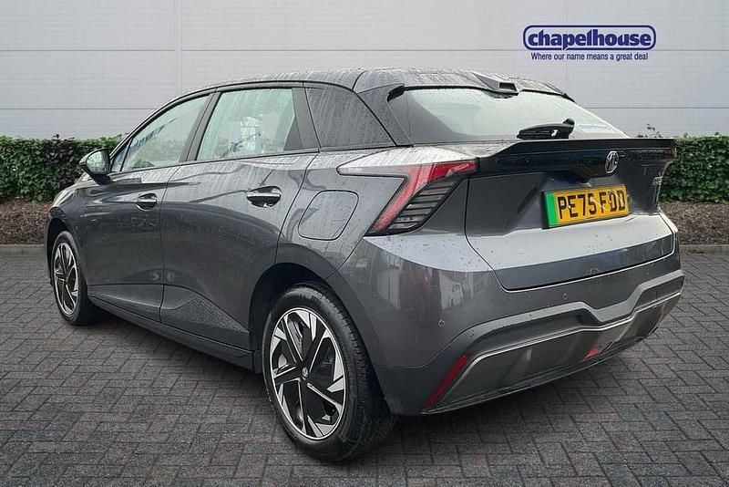 Ny MG MG4 EV 150 kW (204 HK) 2025 Halvkombi