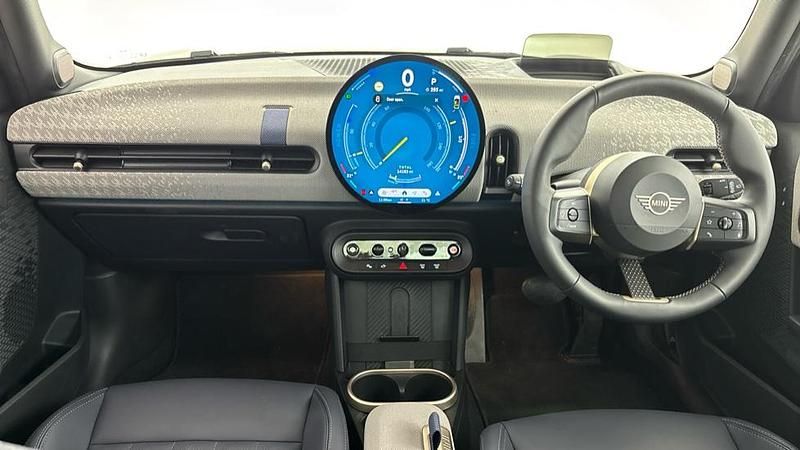 Used Mini Cooper S Hatch 201 HP (147 kW) 2024 Black Hatchback