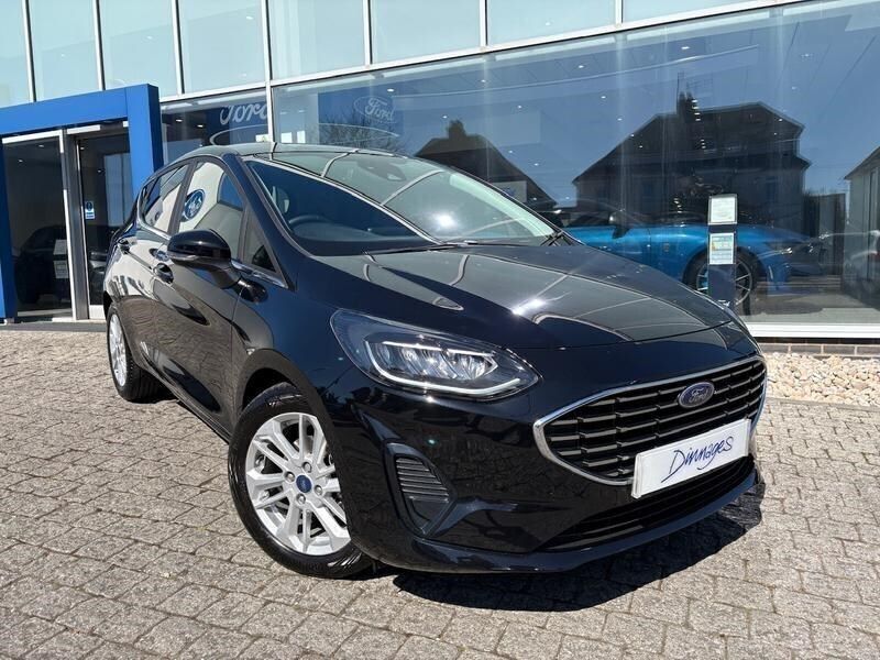 Agate black Used 2022 Ford Fiesta Titanium Hatchback | £14,000 (Good price) - Image 1/4