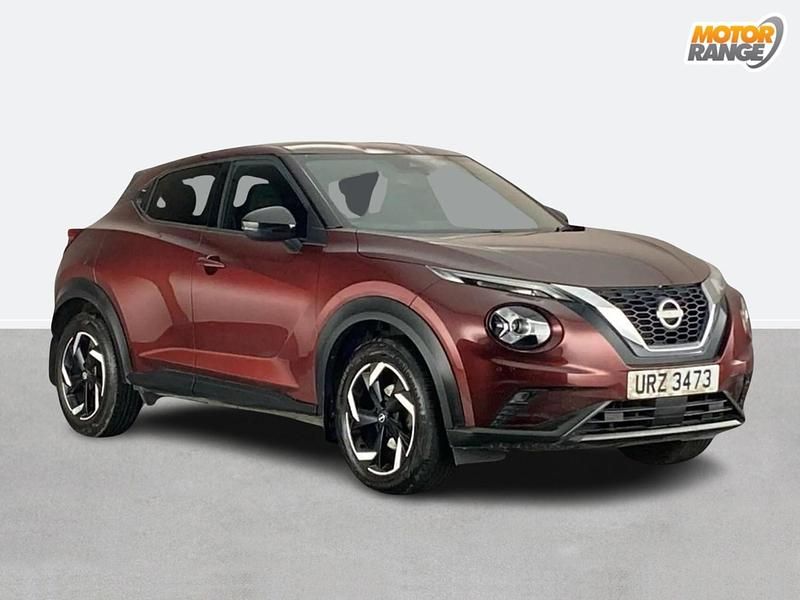 Used Nissan Juke N-Connecta 114 HP (83 kW) 2023 Red SUV