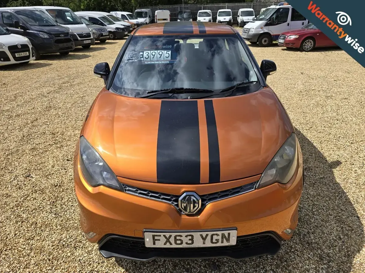 Used MG MG3 106 HP (77 kW) 2013 Orange Hatchback