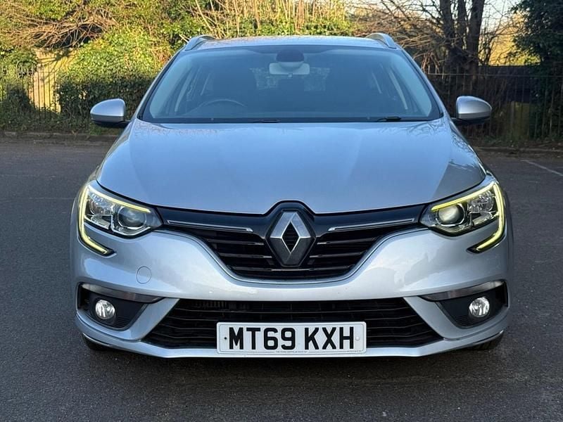 Used Renault Mégane GrandTour Play 2019 Silver Estate