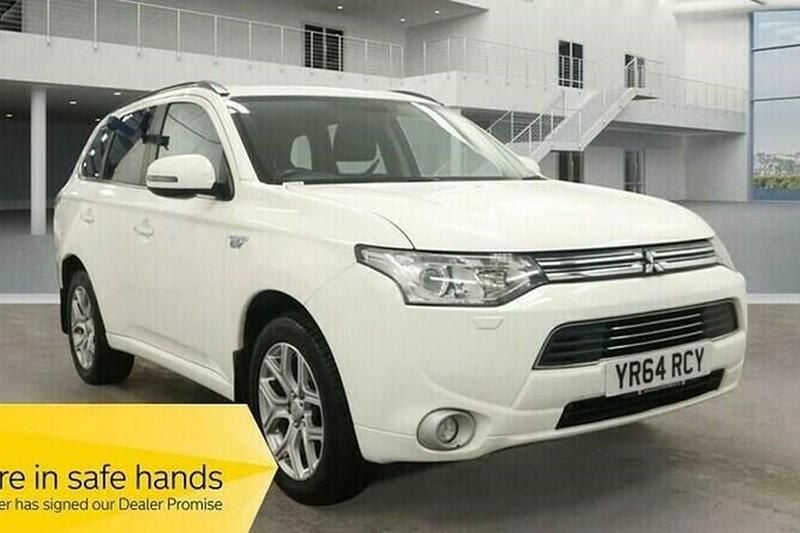 Used 2014 Mitsubishi Outlander P-HEV | £7,495 (Good price) - Image 1/1