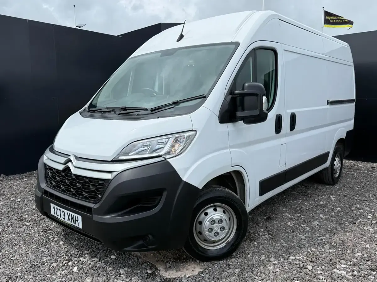 Used Citroën Relay 140 HP (102 kW) 2023 White Van