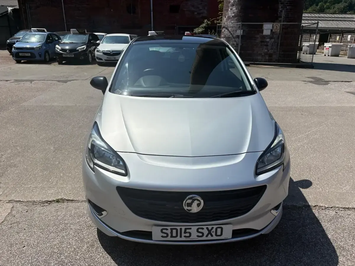 Used Vauxhall Corsa Edition 88 HP (64 kW) 2015 Silver Hatchback