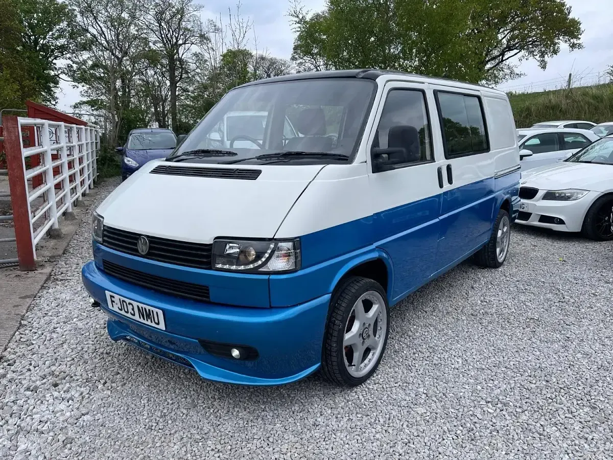 Used VW Transporter 88 HP (64 kW) 2003 Blue Van