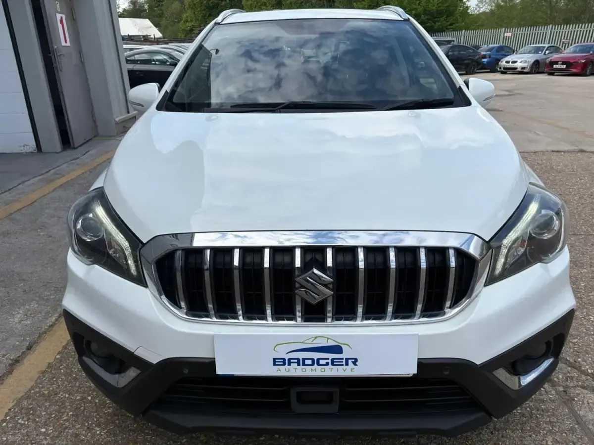 Usado Suzuki SX4 SZ5 140 HP (102 kW) 2018 Branco Citadino