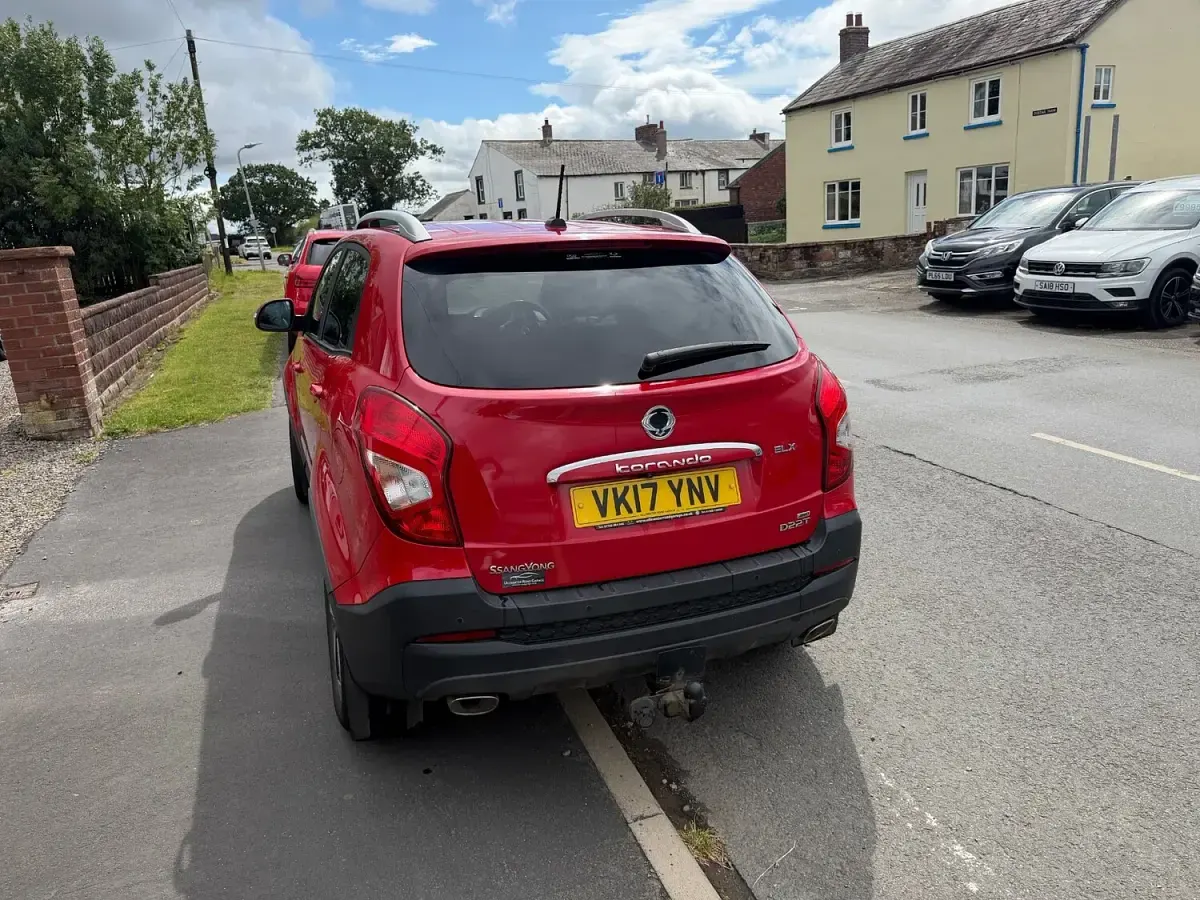Used SsangYong Korando 178 HP (130 kW) 2017 Red Estate