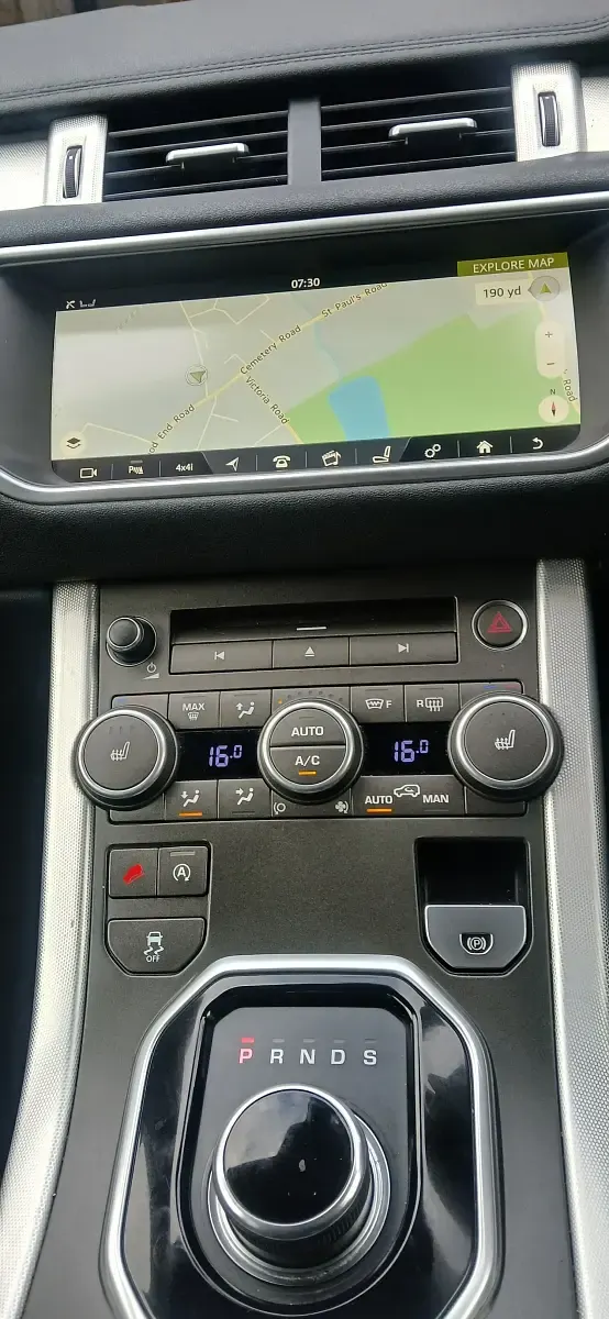 Used Land Rover Range Rover evoque HSE Dynamic 2017 Grey Estate