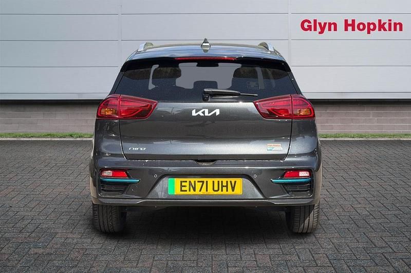 Used Kia Niro 150 kW (204 HP) 2021 Grey SUV