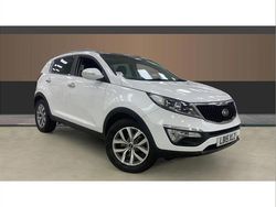 White Used 2015 Kia Sportage 2 SUV | £7,176 (Fair price)
