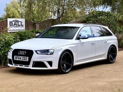 White Used 2015 Audi RS4 Business Estate | £19,950 (Fair price)