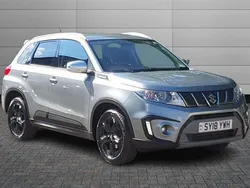 Cool white pearl Used 2018 Suzuki Vitara SUV | £10,490 (Fair price)