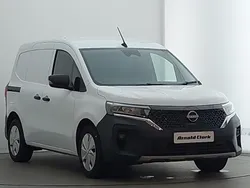 White Used 2023 Nissan Townstar Acenta MPV | £13,498 (Good price)