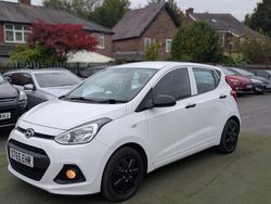 White Used 2015 Hyundai i10 Hatchback | £3,000 (Expensive)