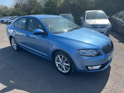Blue Used 2014 Skoda Octavia Elegance Hatchback | £7,495 (Good price)