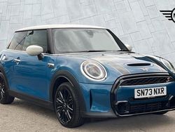 Blue Used 2024 Mini Cooper S Exclusive Hatchback | £23,898 (Fair price)