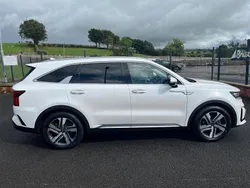 White Used 2021 Kia Sorento 3 SUV | £29,950 (Fair price)