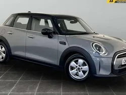 Used 2022 Mini Cooper Classic Hatchback | £8,495 (Good price)