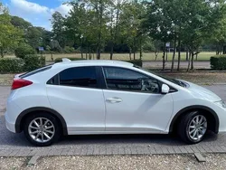 White Used 2013 Honda Civic EX Hatchback | £6,990 (Fair price)