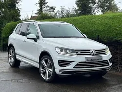 White Used 2017 VW Touareg R-line Plus SUV | £16,950 (Fair price)