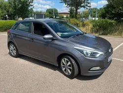 Grey Used 2015 Hyundai i20 SE Hatchback | £4,116 (Expensive)