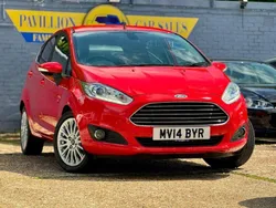 Red Used 2014 Ford Fiesta Titanium Hatchback | £5,295 (Good price)