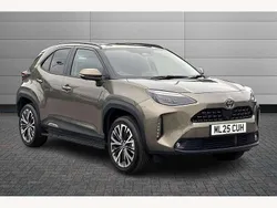 Titan bronze New 2025 Toyota Yaris Cross SUV | £28,991 (Fair price)