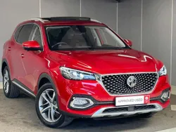Red Used 2023 MG HS Exclusive SUV | £18,195 (Fair price)