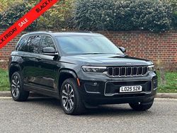 Black Used 2025 Jeep Grand Cherokee Overland SUV | £62,999
