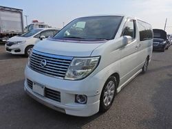 White Used 2004 Nissan Elgrand MPV | £7,999 (Fair price)