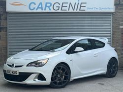 White Used 2013 Vauxhall Astra GTC S Hatchback | £5,995 (Good price)