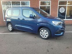 Blue Used 2019 Vauxhall Combo S MPV | £8,750 (Fair price)