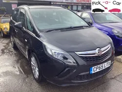 Black Used 2016 Vauxhall Zafira Tourer Design Edition MPV | £6,495 (Fair price)