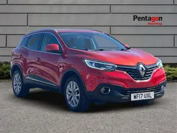 Red Used 2017 Renault Kadjar Dynamique SUV | £8,999 (Fair price)
