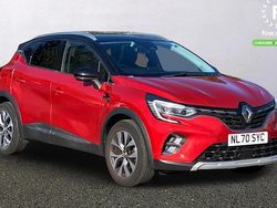 Red/black Used 2020 Renault Captur Version S SUV | £13,699 (Fair price)