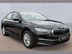 Black Used 2024 Skoda Octavia SE Technology Hatchback | £19,395 (Fair price)