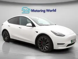 White Used 2023 Tesla Model Y Performance SUV | £30,800 (Fair price)