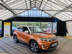 Orange and black Used 2015 Suzuki Vitara SZ5 SUV | £7,995 (Fair price)
