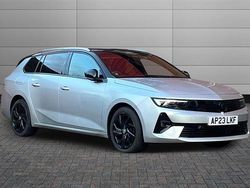 Crystal silver Used 2023 Vauxhall Astra Estate | £18,795 (Fair price)