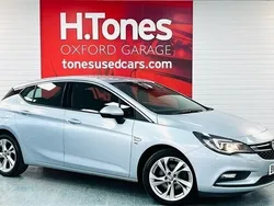 Silver Used 2018 Vauxhall Astra SRi Hatchback | £8,295 (Fair price)