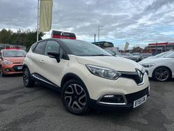 White Used 2016 Renault Captur Dynamique SUV | £6,495 (Fair price)