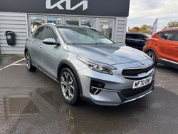 Lunar silver Used 2020 Kia XCeed SUV | £12,995 (Fair price)