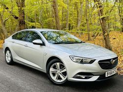 Silver Used 2018 Vauxhall Insignia SRi Hatchback | £7,389 (Fair price)