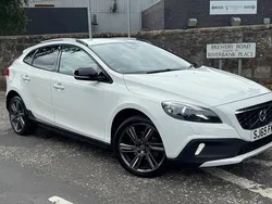 White Used 2015 Volvo V40 CC Estate | £6,995 (Fair price)