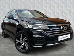 Black Used 2019 VW Touareg R-line SUV | £33,500 (Fair price)