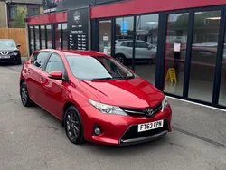 Red Used 2013 Toyota Auris Sport Hatchback | £5,295 (Fair price)
