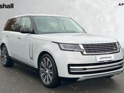 Sv bespoke ultra metallic gloss ethereal frost s Used 2024 Land Rover Range Rover Autobiography SUV | £110,754
