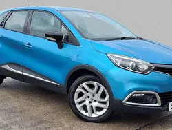 Blue Used 2016 Renault Captur Dynamique SUV | £6,970 (Fair price)