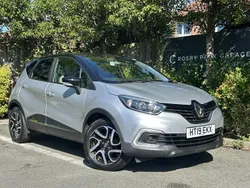 Black Used 2019 Renault Captur Iconic SUV | £10,000 (Fair price)
